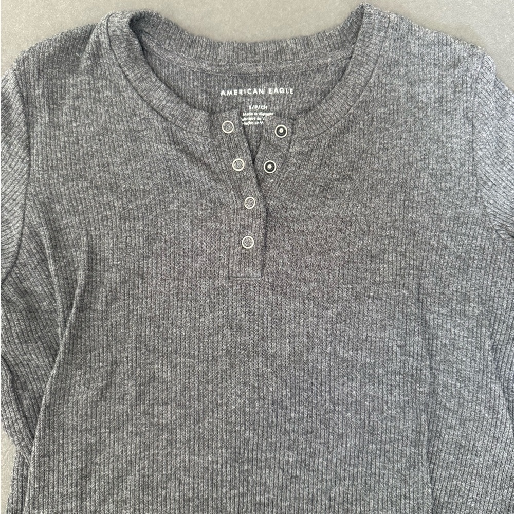 American Eagle Charcoal Ribbed Henley